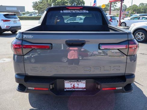 Used 2025 Hyundai Santa Cruz SEL FWD image 4