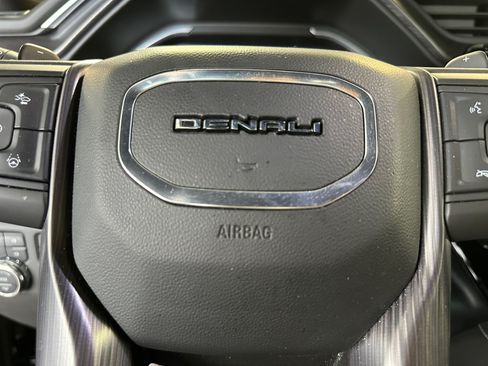 Used 2023 GMC Sierra 1500 Denali Ultimate AWD/4WD image 25