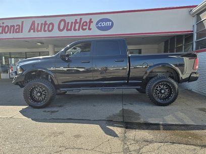 Used 2015 RAM 2500 Laramie w/ Black Appearance Group