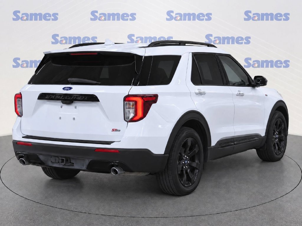 Certified 2023 Ford Explorer ST-Line w/ Class IV Trailer Tow Package RWD image 3
