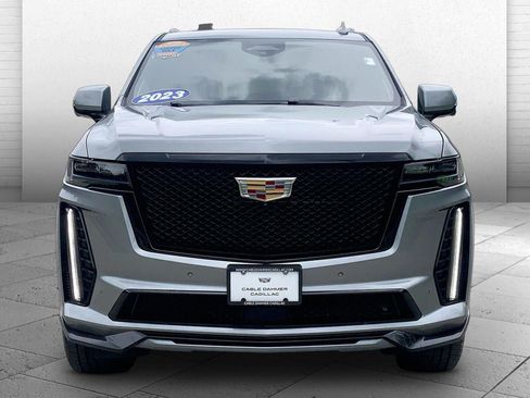 Used 2023 Cadillac Escalade V AWD/4WD image 2