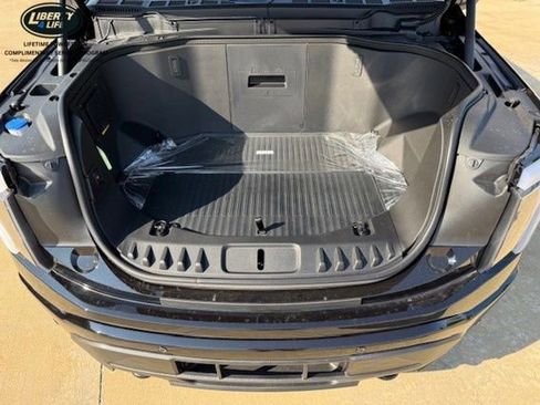 New 2025 Ford F150 Lightning Flash AWD/4WD image 29