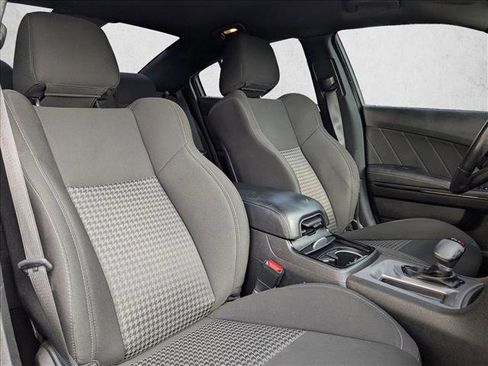 Used 2022 Dodge Charger R/T w/ Performance Handling Group image 20