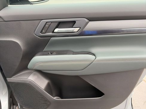 New 2026 GMC Terrain AT4 w/ Convenience Package III AWD/4WD image 26