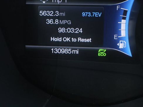 Used 2020 Ford Fusion SE FWD image 36