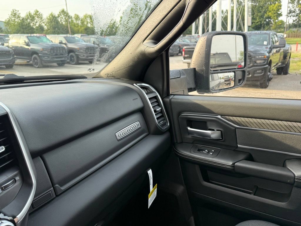 New 2027 RAM 3500 Big Horn AWD/4WD image 23
