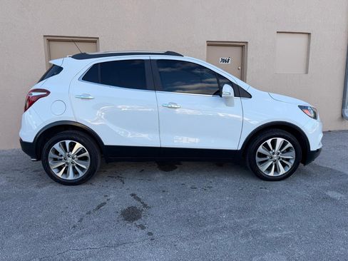 Used 2018 Buick Encore Preferred image 8