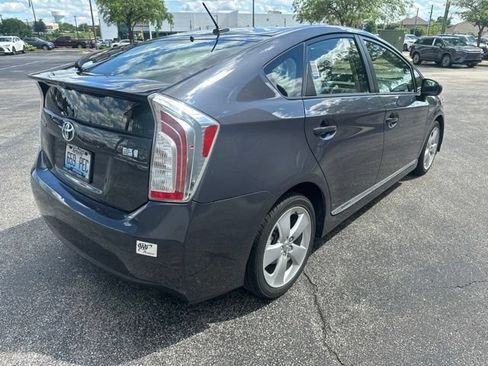 Used 2013 Toyota Prius Five FWD image 3