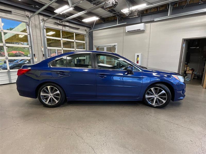 Used 2015 Subaru Legacy 2.5i Limited AWD/4WD image 6