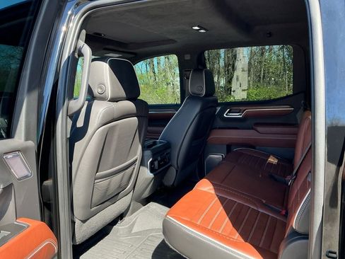 Used 2022 GMC Sierra 1500 Denali Ultimate AWD/4WD image 22