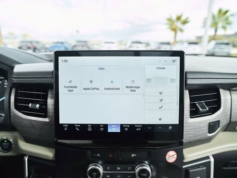 Used 2024 Ford Expedition Limited image 48