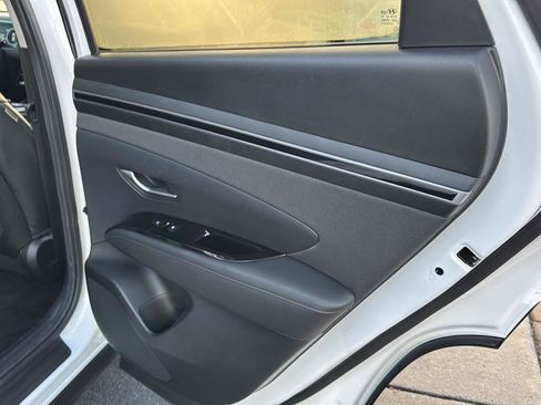 Used 2023 Hyundai Tucson Limited image 13