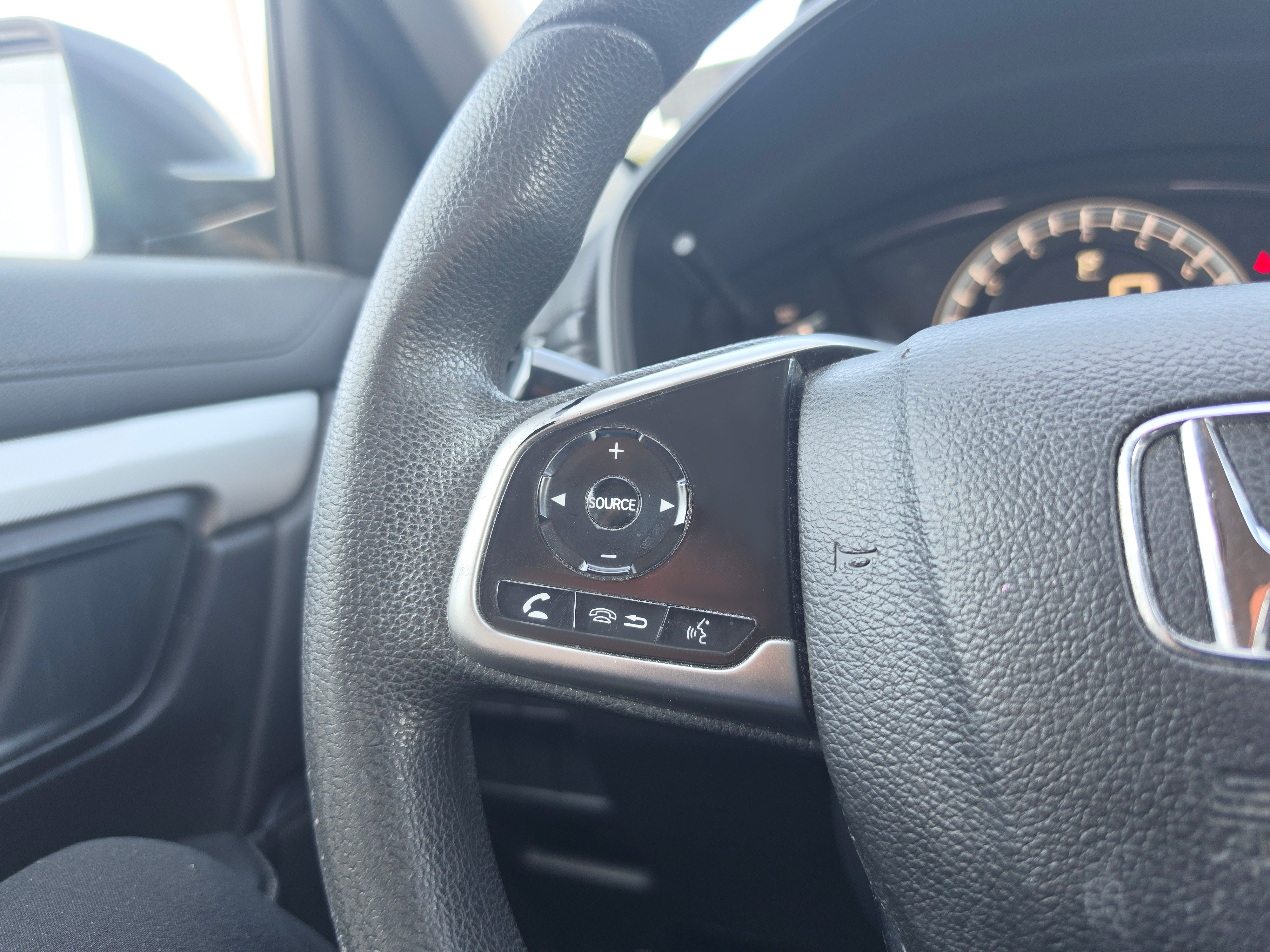 Used 2017 Honda CR-V LX image 17