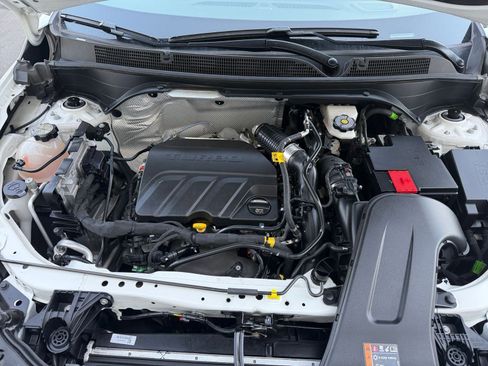 Used 2025 Buick Envista Preferred image 31