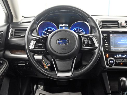 Used 2019 Subaru Outback 2.5i Limited image 7