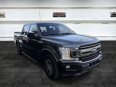 Used 2018 Ford F150 XLT w/ Equipment Group 302A Luxury RWD image 1