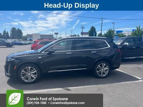 Used 2023 Cadillac XT6 Premium Luxury w/ Technology Package AWD/4WD image 4