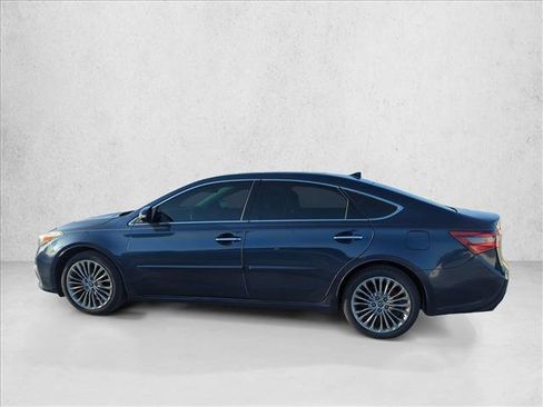 Used 2016 Toyota Avalon Limited FWD image 6