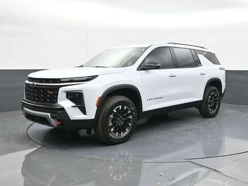 New 2026 Chevrolet Traverse Z71 image 3