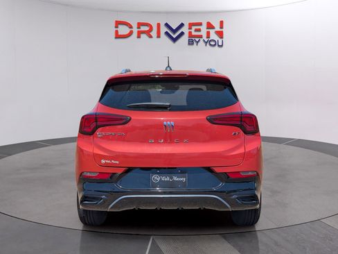 Used 2024 Buick Encore GX Sport Touring image 4