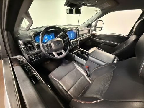 Used 2024 Ford F250 Lariat w/ FX4 Off-Road Package image 61