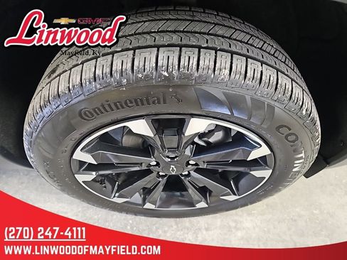 New 2026 Chevrolet Equinox RS w/ Safety and Technology Package image 9