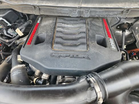 Used 2022 Ford F150 Raptor w/ Equipment Group 801A High AWD/4WD image 32