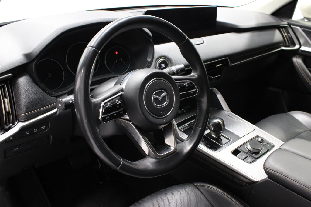 Used 2025 MAZDA CX-90 3.3 Turbo w/ Preferred Package AWD/4WD image 25
