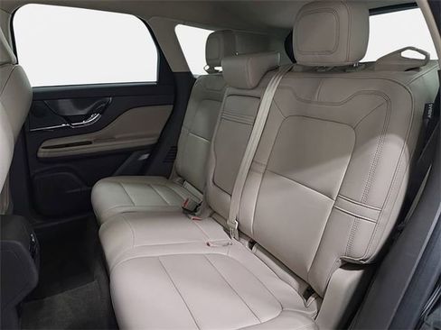 Certified 2023 Lincoln Corsair FWD image 11