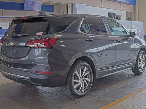 Used 2023 Chevrolet Equinox LT FWD image 3