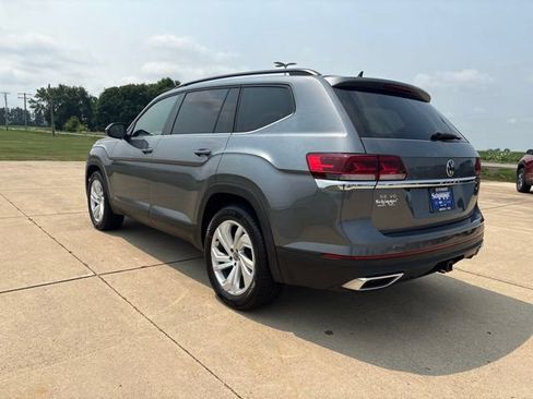 Used 2021 Volkswagen Atlas SE w/ Panoramic Sunroof Package AWD/4WD image 6