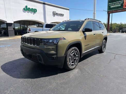New 2026 Jeep Cherokee Laredo AWD/4WD image 4