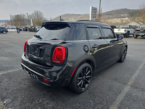 Used 2020 MINI Cooper S image 3