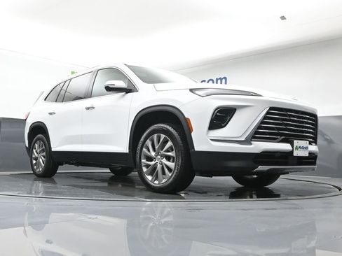 New 2026 Buick Enclave Preferred w/ Power Package image 31