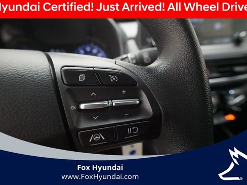 Used 2023 Hyundai Kona SE AWD/4WD image 16