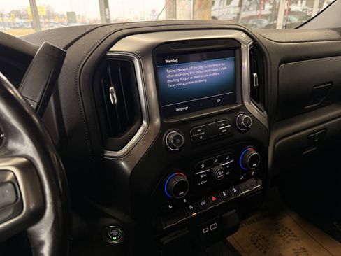 Used 2019 Chevrolet Silverado 1500 RST image 47