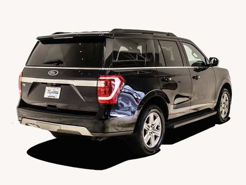 Used 2021 Ford Expedition XLT AWD/4WD image 6
