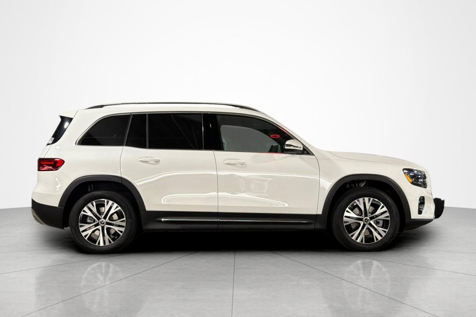 New 2026 Mercedes-Benz GLB 250 image 6