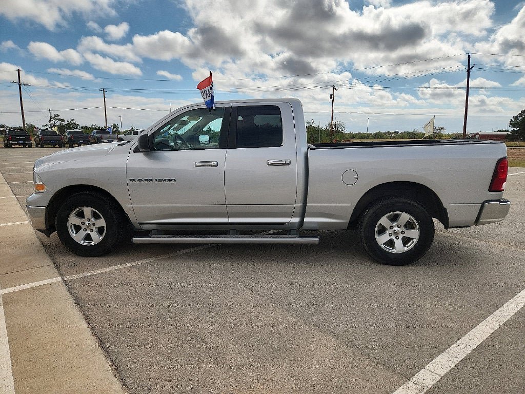 Used 2012 RAM 1500 Classic SLT RWD image 2