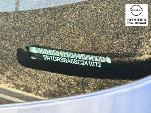 Certified 2025 Nissan Pathfinder SV FWD image 31