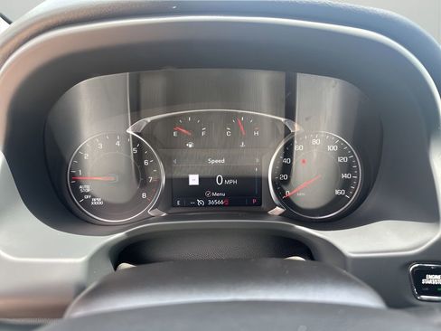 Used 2023 GMC Acadia SLT w/ Elevation Edition image 34