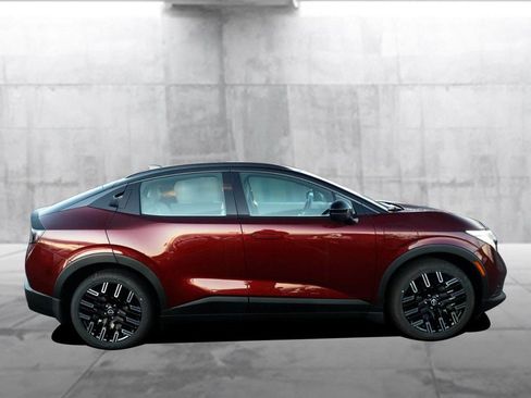 New 2026 Nissan Leaf Platinum+ w/ Cargo Package (Platinum+) FWD image 5