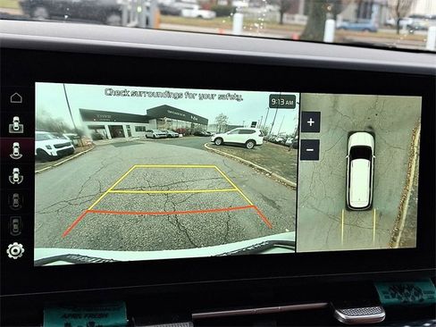 Certified 2023 Kia Carnival SX Prestige image 19