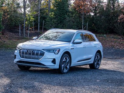 Used 2021 Audi e-tron Premium Plus w/ Premium Plus Package