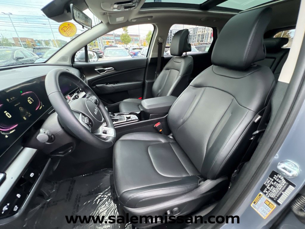 Used 2025 Kia Sportage EX w/ Premium Package AWD/4WD image 9