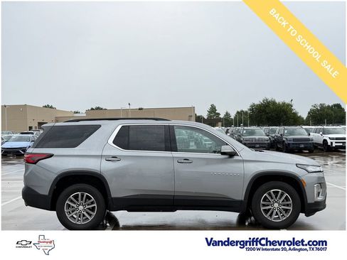 Certified 2023 Chevrolet Traverse LT AWD/4WD image 3