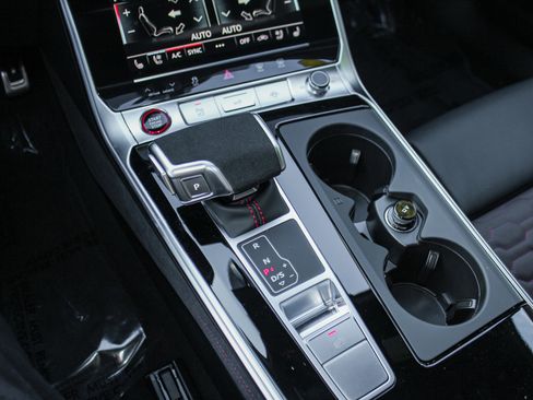 Used 2026 Audi RS 6 performance image 25