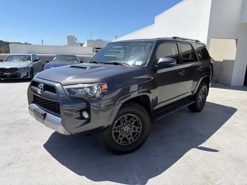Used 2019 Toyota 4Runner TRD Off-Road Premium AWD/4WD image 3
