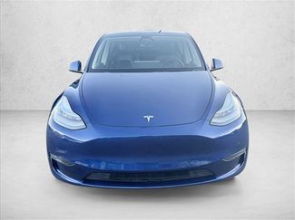 Used 2021 Tesla Model Y Long Range video 2