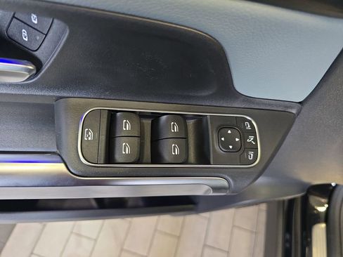 New 2026 Mercedes-Benz GLB 250 image 29